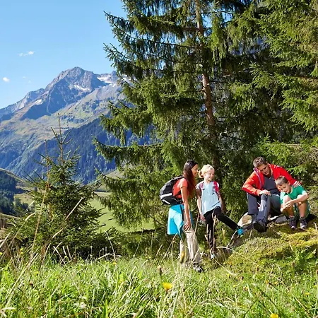Thurn-ummerstall * Hollersbach im Pinzgau