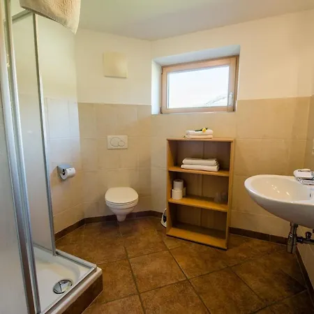 Thurn-ummerstall * 홀레르스바흐 임 핀츠가우